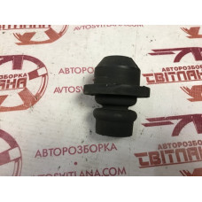 Подушка радіатора верхня 2006-2014 1S7H8125AC